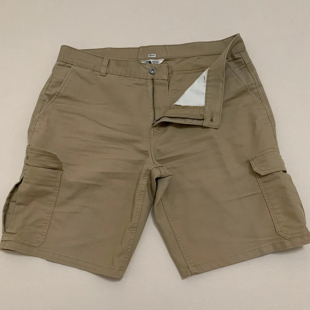 The North Face 11-inch Cargo Shorts Men's 40 Khaki Cotton Canvas Outdoor Utility